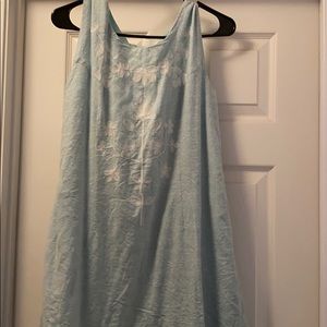 Ladies sleeveless dress